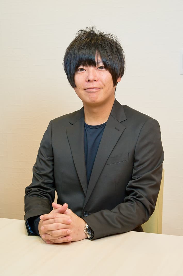 代表取締役社長 鈴木基悦